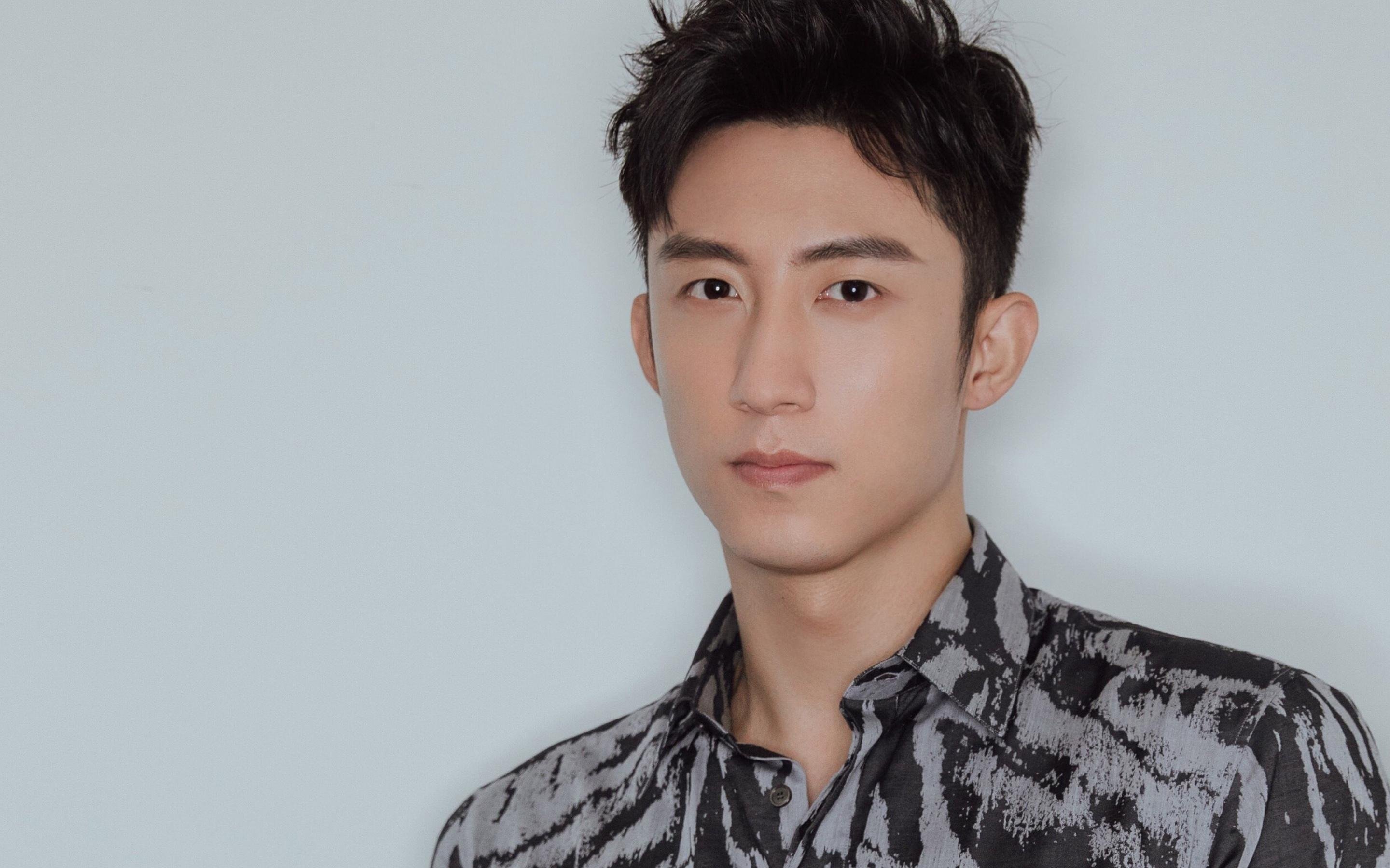 巴雷特:以出色的赛场表现和稳定发挥,巩固了自己在全黑队的核心地位