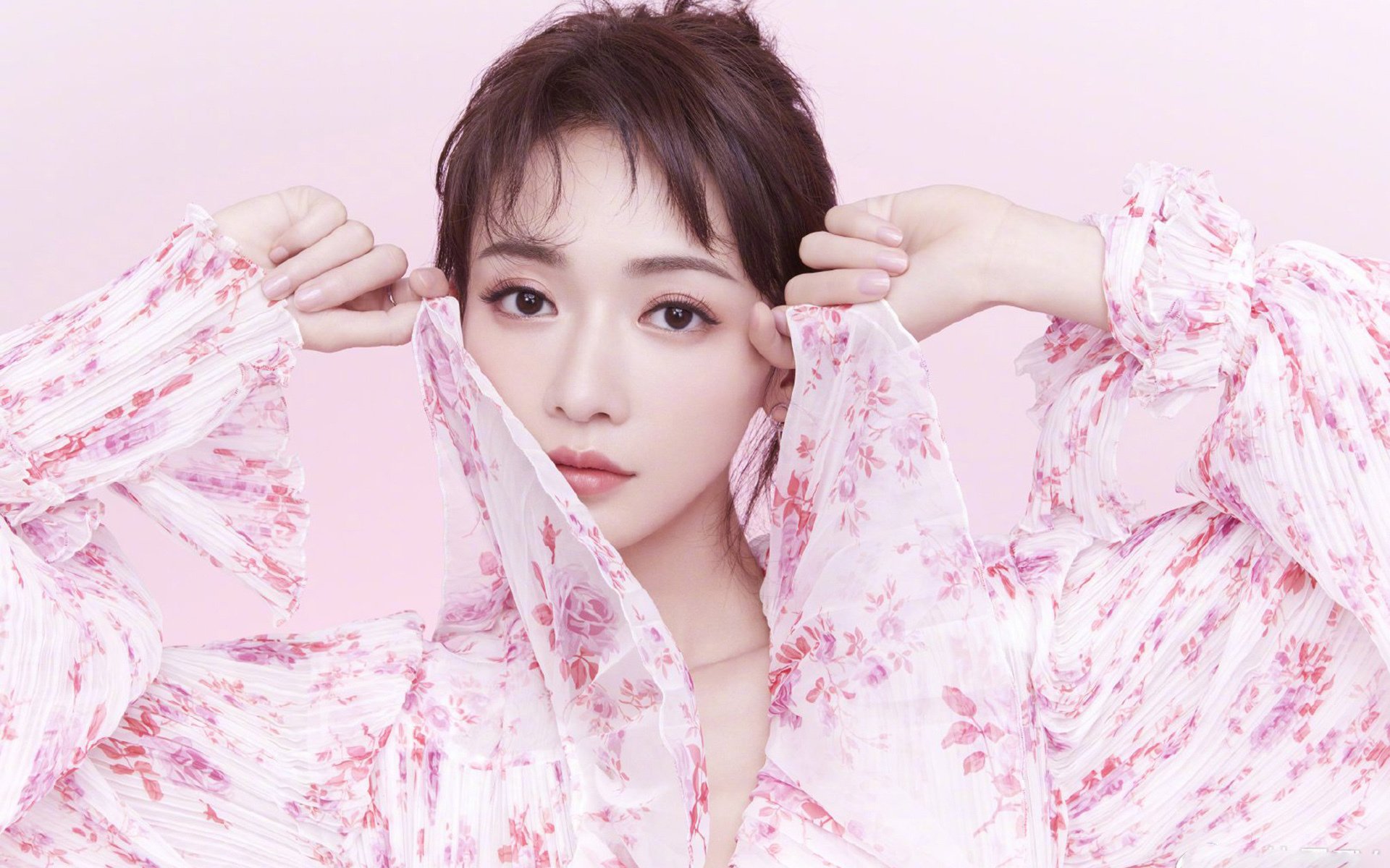 华体会官方网站-年轻球员在强强对话中顶住压力展现出超强心理素质，年轻人球队比赛